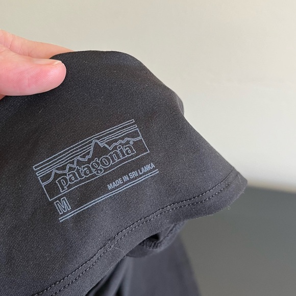 SOLD Patagonia Sliding Rock Dress - Picture 11 of 15